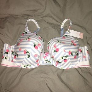 Lightly Lined T-Shirt Bra by Cacique 44D